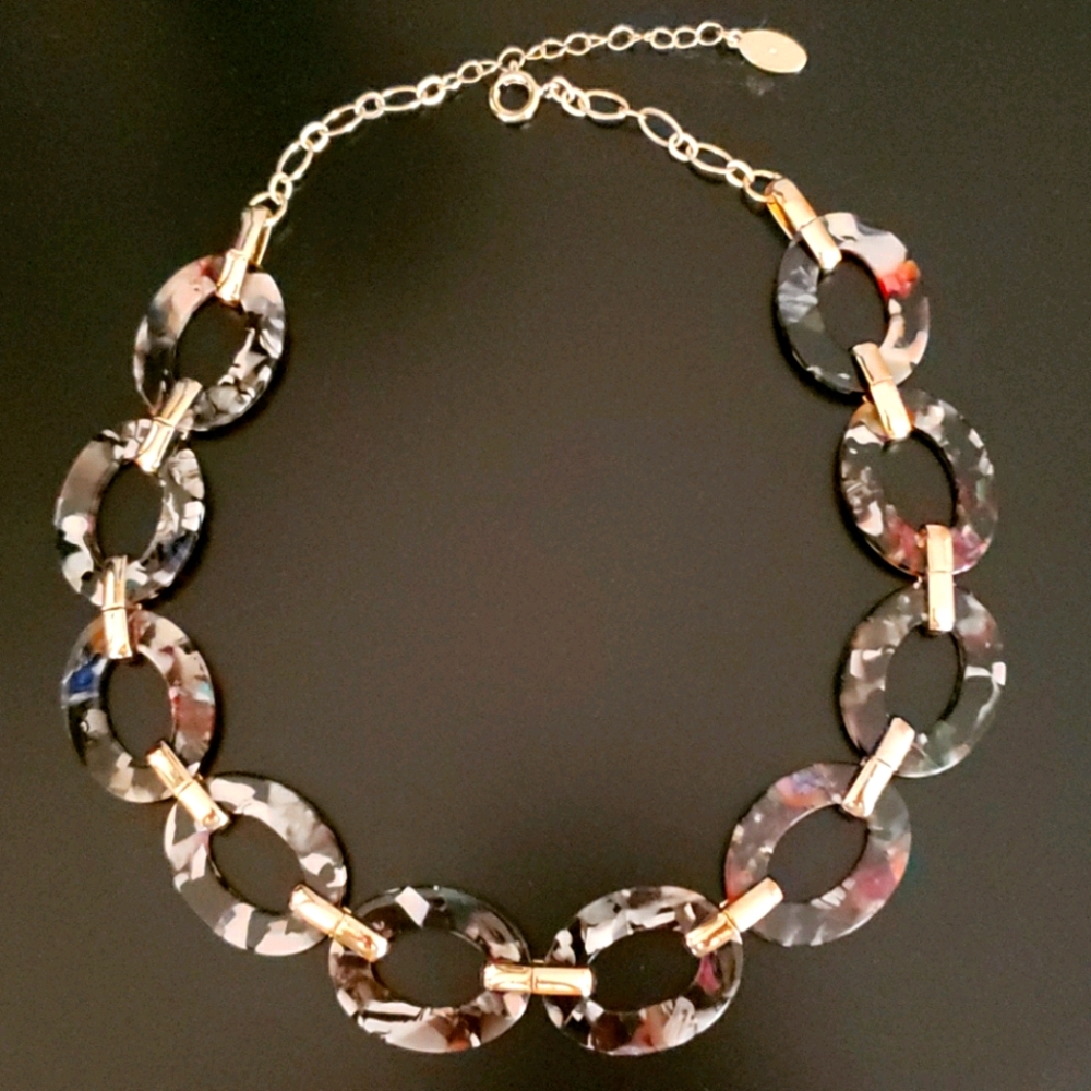 Loft necklace